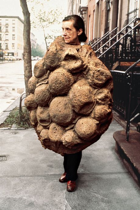 Louise Bourgeois, costume de la performance A Banquet/A Fashion Show of Body Parts, New York, 1978