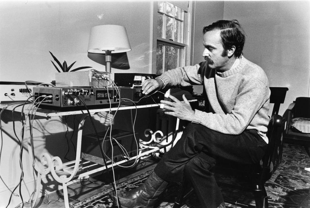 alvin lucier
